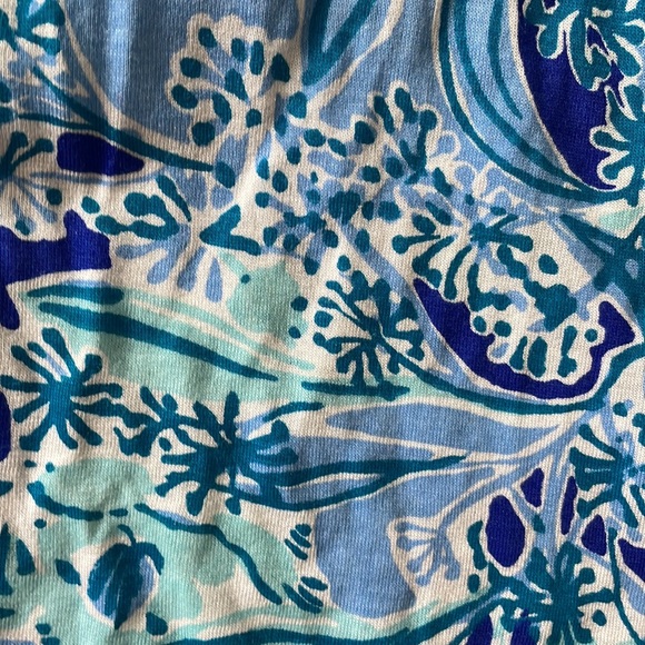 Lilly Pulitzer bunny pattern flutter sleeve shirt sleeve tee-NWOT - Picture 2 of 4